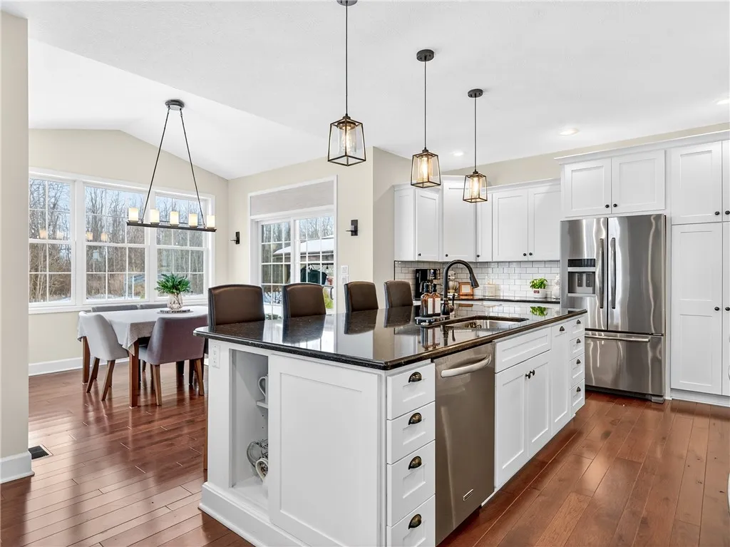 Custom Chefs Kitchen w/Large Center Island and Cambria Quartz Counters