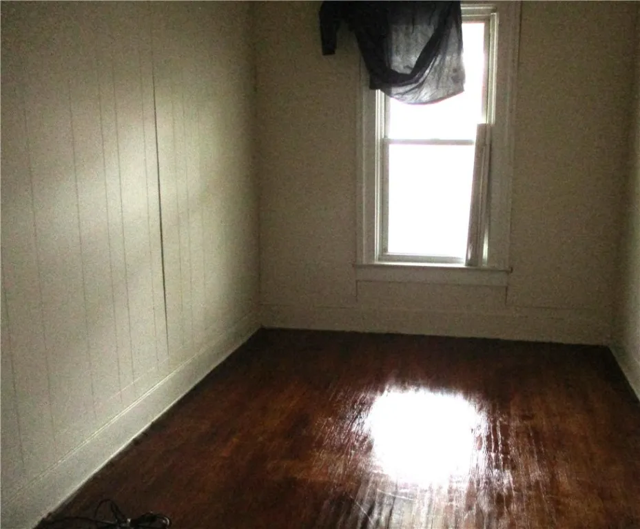 128 Bartlett Street, Rochester, New York 14608, Rochester, New York 14608, 2 Bedrooms Bedrooms, 4 Rooms Rooms,1 BathroomBathrooms,Residential Lease,For Rent,128 Bartlett Street, Rochester, New York 14608,0,R1650605