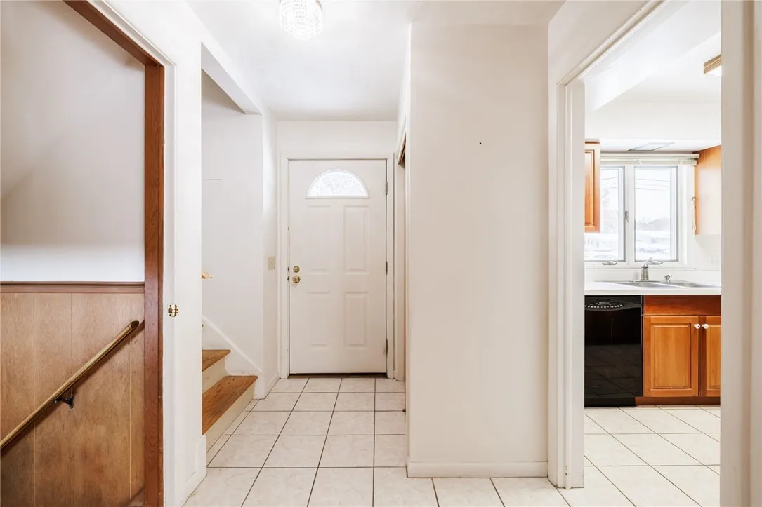 254 Parkview Drive, Penfield, New York 14625, Penfield, New York 14625, 4 Bedrooms Bedrooms, 7 Rooms Rooms,2 BathroomsBathrooms,Residential,For Sale,254 Parkview Drive, Penfield, New York 14625,0,R1650361