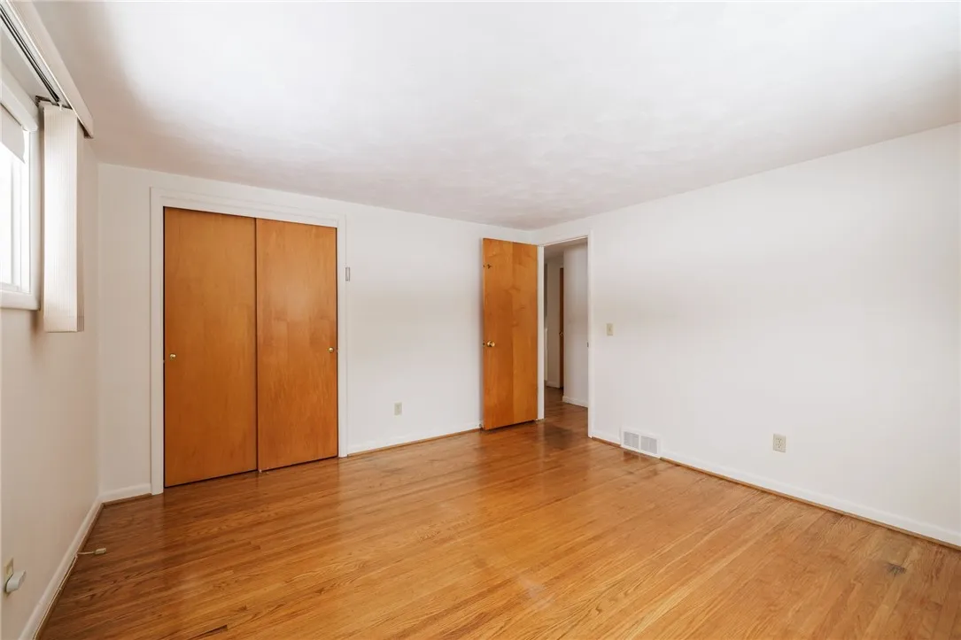 254 Parkview Drive, Penfield, New York 14625, Penfield, New York 14625, 4 Bedrooms Bedrooms, 7 Rooms Rooms,2 BathroomsBathrooms,Residential,For Sale,254 Parkview Drive, Penfield, New York 14625,0,R1650361