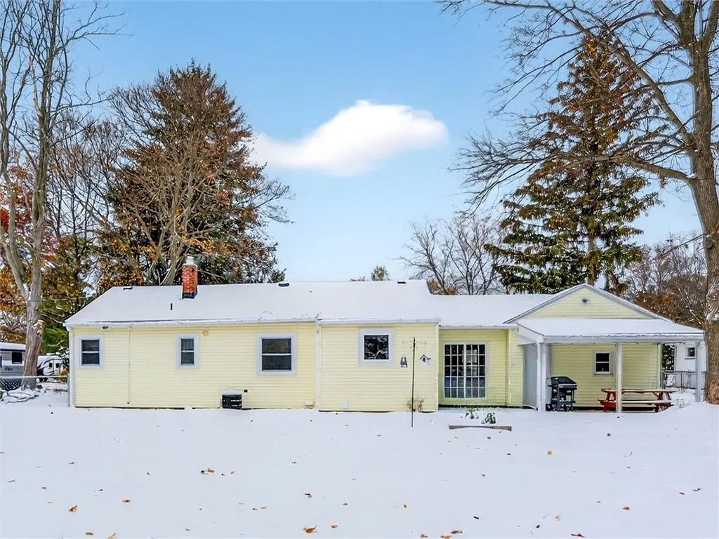 281 Woodruff Drive, Webster, New York 14580, Webster, New York 14580, 2 Bedrooms Bedrooms, 4 Rooms Rooms,1 BathroomBathrooms,Residential,For Sale,281 Woodruff Drive, Webster, New York 14580,0,R1649162