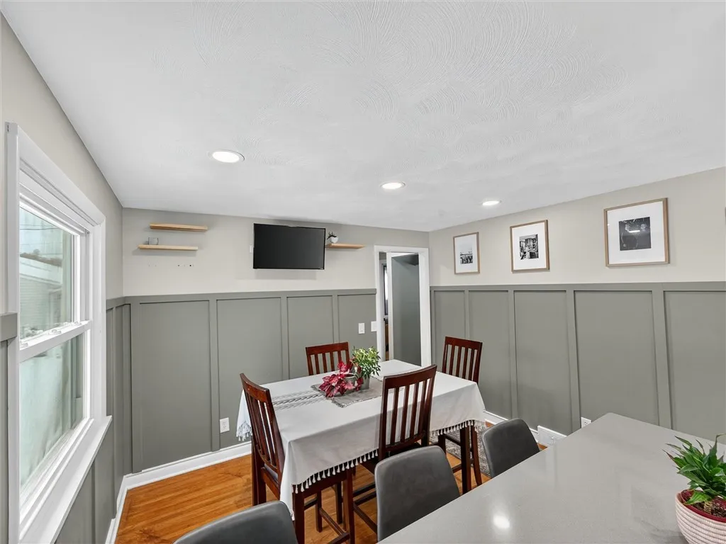 281 Woodruff Drive, Webster, New York 14580, Webster, New York 14580, 2 Bedrooms Bedrooms, 4 Rooms Rooms,1 BathroomBathrooms,Residential,For Sale,281 Woodruff Drive, Webster, New York 14580,0,R1649162