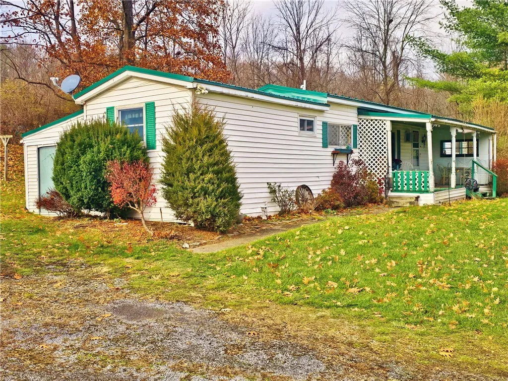 2574 Guyanoga Road, Jerusalem, New York 14527, Jerusalem, New York 14527, 2 Bedrooms Bedrooms, 5 Rooms Rooms,1 BathroomBathrooms,Residential,For Sale,2574 Guyanoga Road, Jerusalem, New York 14527,0,R1649731