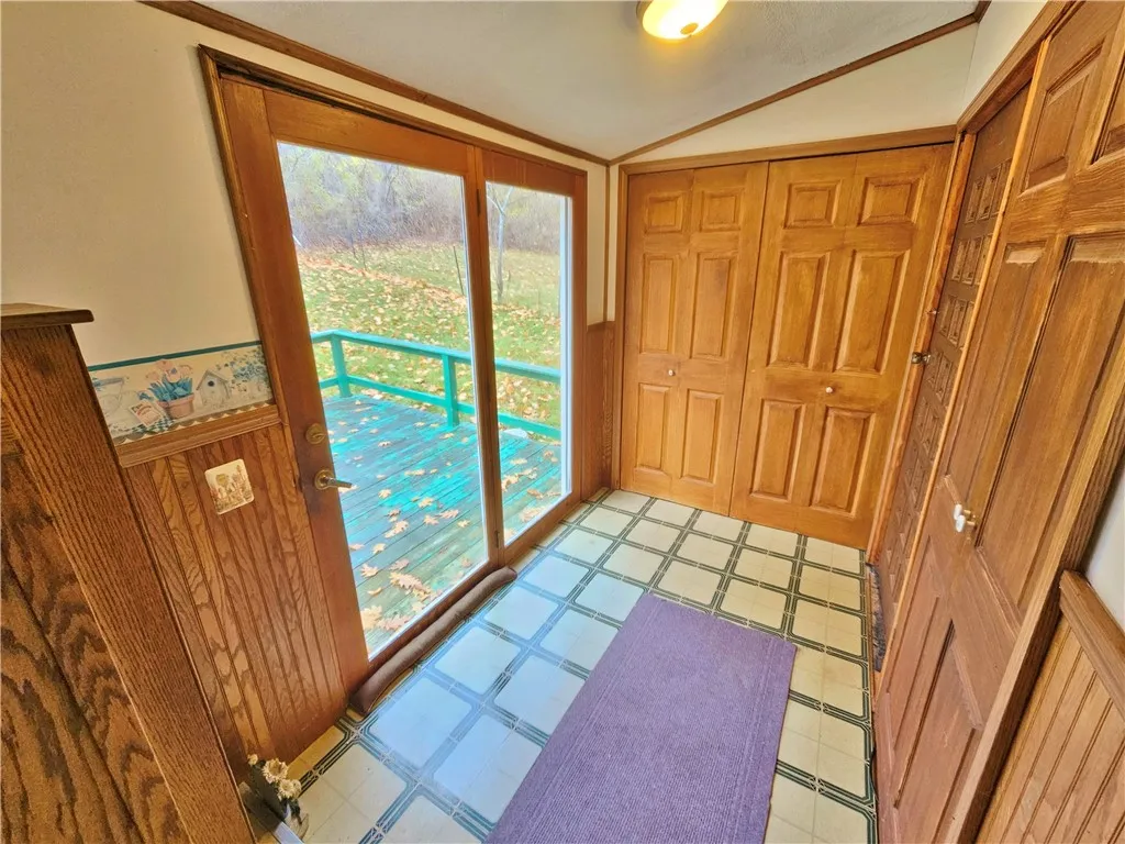 2574 Guyanoga Road, Jerusalem, New York 14527, Jerusalem, New York 14527, 2 Bedrooms Bedrooms, 5 Rooms Rooms,1 BathroomBathrooms,Residential,For Sale,2574 Guyanoga Road, Jerusalem, New York 14527,0,R1649731