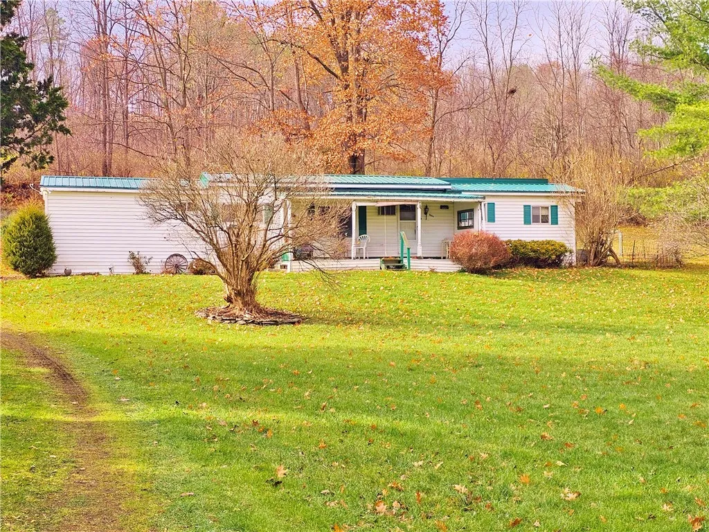 2574 Guyanoga Road, Jerusalem, New York 14527, Jerusalem, New York 14527, 2 Bedrooms Bedrooms, 5 Rooms Rooms,1 BathroomBathrooms,Residential,For Sale,2574 Guyanoga Road, Jerusalem, New York 14527,0,R1649731