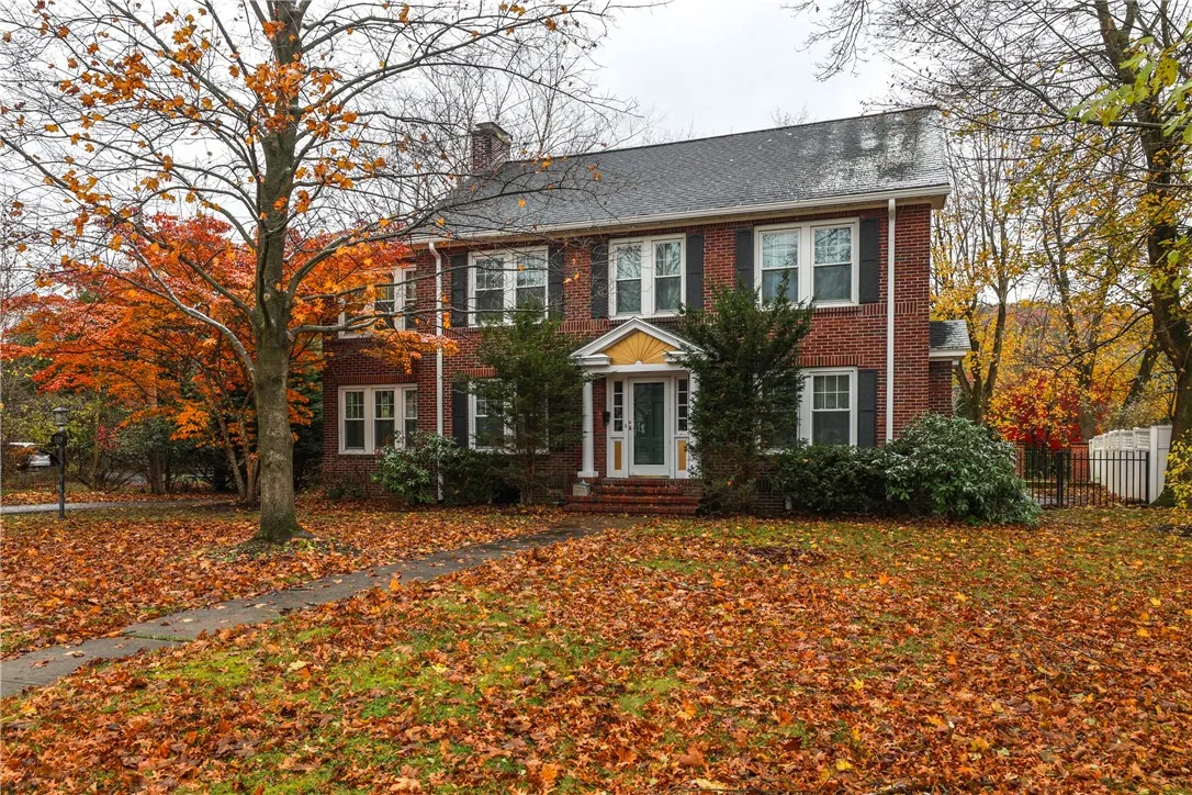 1419 West Water Street, Elmira, New York 14905, Elmira, New York 14905, 4 Bedrooms Bedrooms, 13 Rooms Rooms,2 BathroomsBathrooms,Residential,For Sale,1419 West Water Street, Elmira, New York 14905,0,R1647840