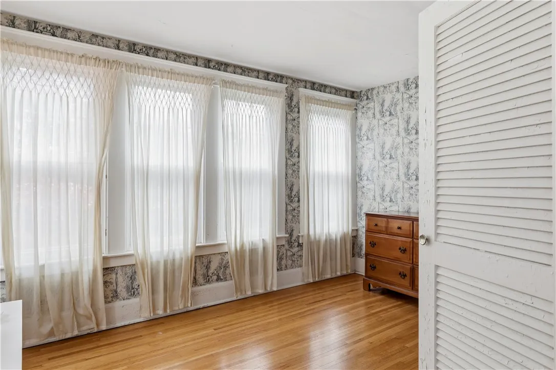 1419 West Water Street, Elmira, New York 14905, Elmira, New York 14905, 4 Bedrooms Bedrooms, 13 Rooms Rooms,2 BathroomsBathrooms,Residential,For Sale,1419 West Water Street, Elmira, New York 14905,0,R1647840