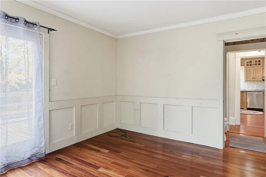 1419 West Water Street, Elmira, New York 14905, Elmira, New York 14905, 4 Bedrooms Bedrooms, 13 Rooms Rooms,2 BathroomsBathrooms,Residential,For Sale,1419 West Water Street, Elmira, New York 14905,0,R1647840