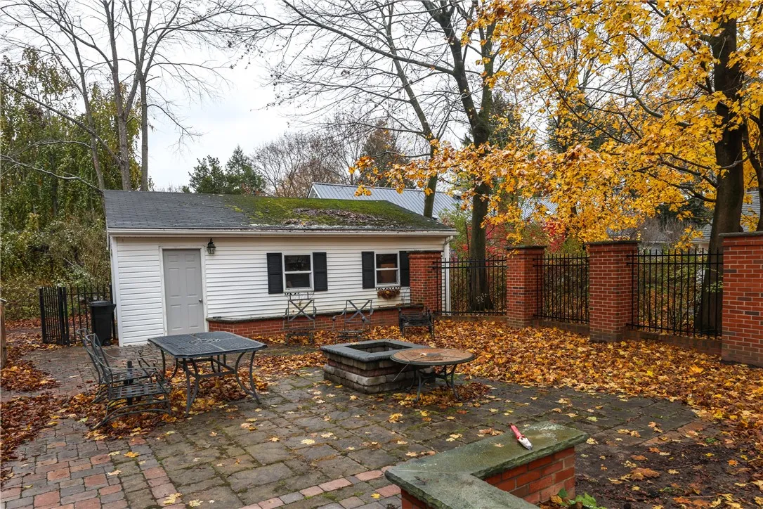 1419 West Water Street, Elmira, New York 14905, Elmira, New York 14905, 4 Bedrooms Bedrooms, 13 Rooms Rooms,2 BathroomsBathrooms,Residential,For Sale,1419 West Water Street, Elmira, New York 14905,0,R1647840