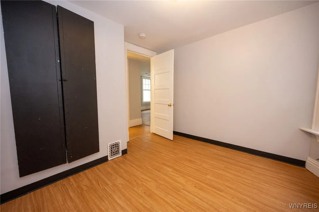 1094 Elmwood Avenue, Buffalo, New York 14222, Buffalo, New York 14222, 10 Bedrooms Bedrooms, ,4 BathroomsBathrooms,Residential,For Sale,1094 Elmwood Avenue, Buffalo, New York 14222,0,B1650194