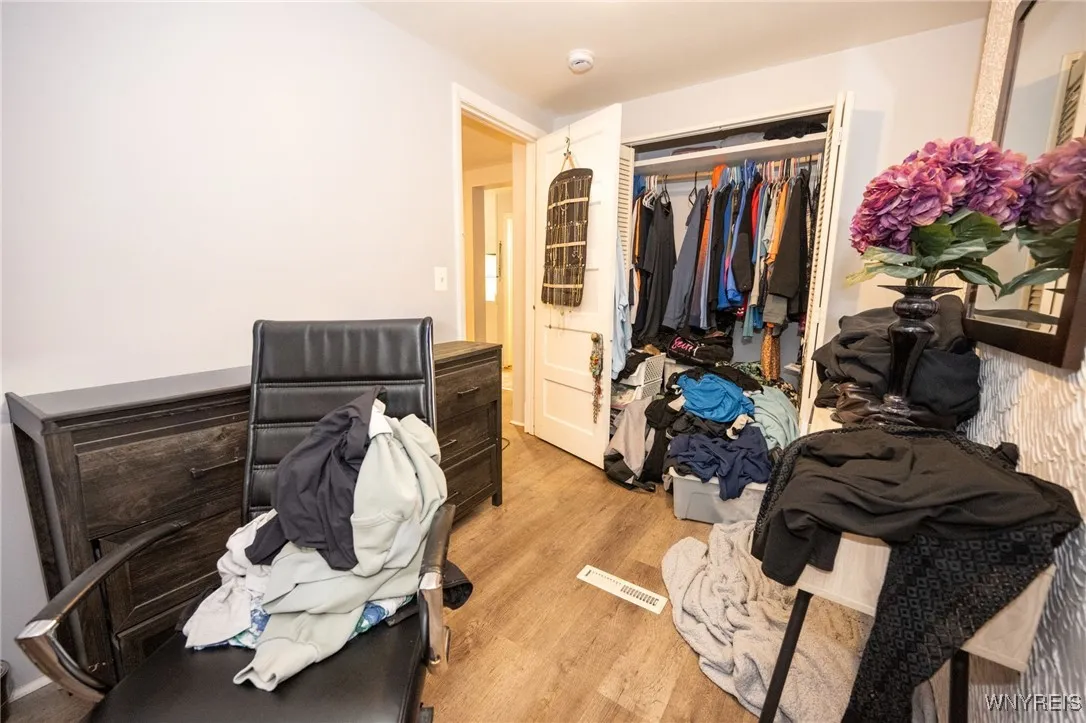 1094 Elmwood Avenue, Buffalo, New York 14222, Buffalo, New York 14222, 10 Bedrooms Bedrooms, ,4 BathroomsBathrooms,Residential,For Sale,1094 Elmwood Avenue, Buffalo, New York 14222,0,B1650194