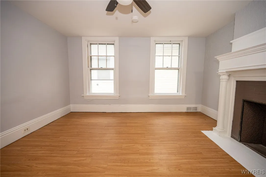 1094 Elmwood Avenue, Buffalo, New York 14222, Buffalo, New York 14222, 10 Bedrooms Bedrooms, ,4 BathroomsBathrooms,Residential,For Sale,1094 Elmwood Avenue, Buffalo, New York 14222,0,B1650194