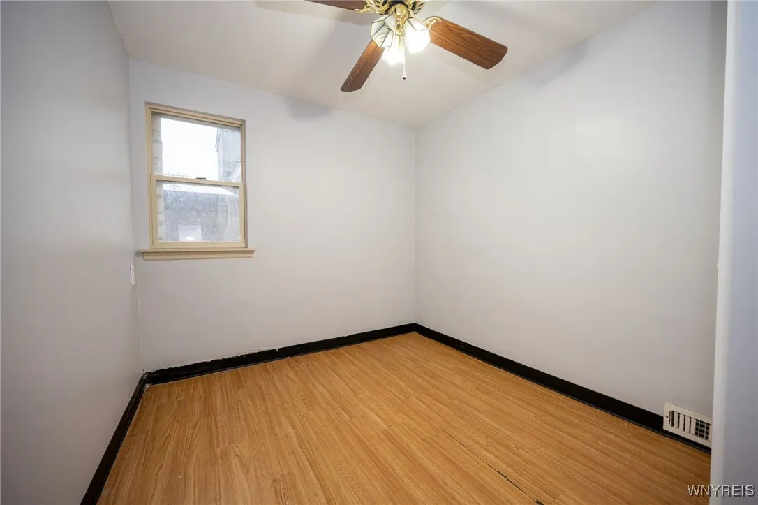 1094 Elmwood Avenue, Buffalo, New York 14222, Buffalo, New York 14222, 10 Bedrooms Bedrooms, ,4 BathroomsBathrooms,Residential,For Sale,1094 Elmwood Avenue, Buffalo, New York 14222,0,B1650194