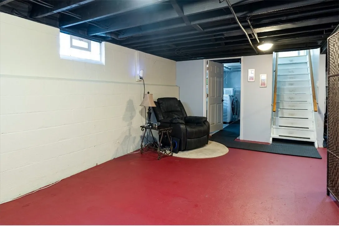 4081 Mount Read Boulevard, Greece, New York 14616, Greece, New York 14616, 3 Bedrooms Bedrooms, 6 Rooms Rooms,1 BathroomBathrooms,Residential,For Sale,4081 Mount Read Boulevard, Greece, New York 14616,0,R1650565