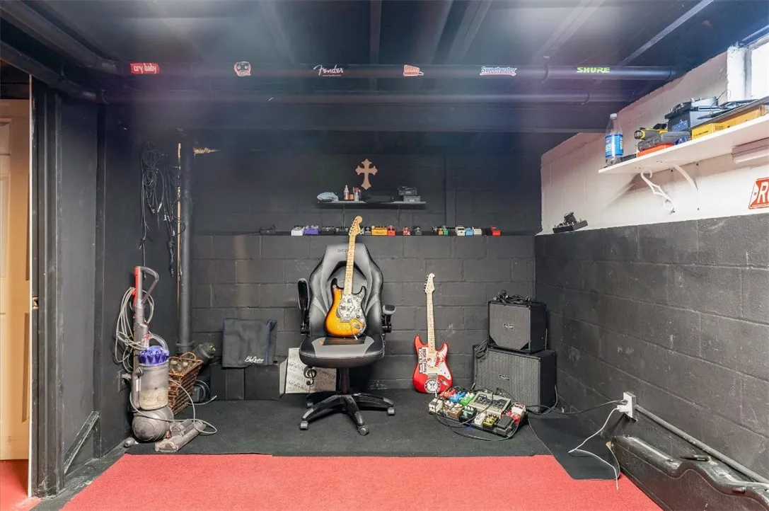 4081 Mount Read Boulevard, Greece, New York 14616, Greece, New York 14616, 3 Bedrooms Bedrooms, 6 Rooms Rooms,1 BathroomBathrooms,Residential,For Sale,4081 Mount Read Boulevard, Greece, New York 14616,0,R1650565