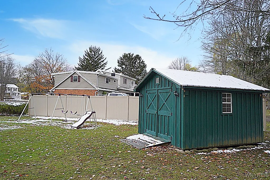 6302 Webster Road, Orchard Park, New York 14127, Orchard Park, New York 14127, 4 Bedrooms Bedrooms, 9 Rooms Rooms,1 BathroomBathrooms,Residential,For Sale,6302 Webster Road, Orchard Park, New York 14127,0,B1650635