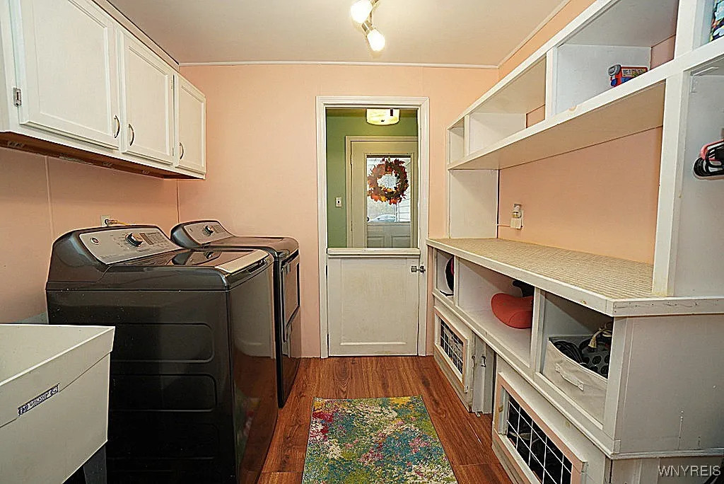 6302 Webster Road, Orchard Park, New York 14127, Orchard Park, New York 14127, 4 Bedrooms Bedrooms, 9 Rooms Rooms,1 BathroomBathrooms,Residential,For Sale,6302 Webster Road, Orchard Park, New York 14127,0,B1650635