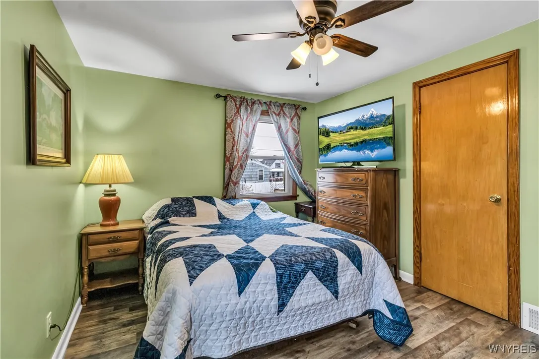 First floor bedroom 2