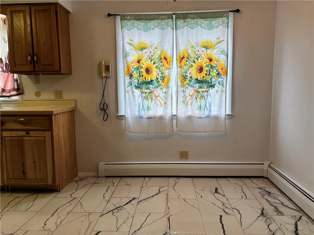 3400 Lake Road North, Clarkson, New York 14420, Clarkson, New York 14420, 3 Bedrooms Bedrooms, 4 Rooms Rooms,1 BathroomBathrooms,Residential,For Sale,3400 Lake Road North, Clarkson, New York 14420,0,R1650417