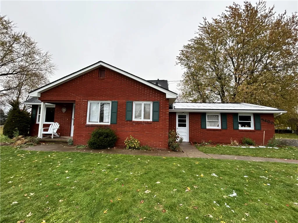 3400 Lake Road North, Clarkson, New York 14420, Clarkson, New York 14420, 3 Bedrooms Bedrooms, 4 Rooms Rooms,1 BathroomBathrooms,Residential,For Sale,3400 Lake Road North, Clarkson, New York 14420,0,R1650417