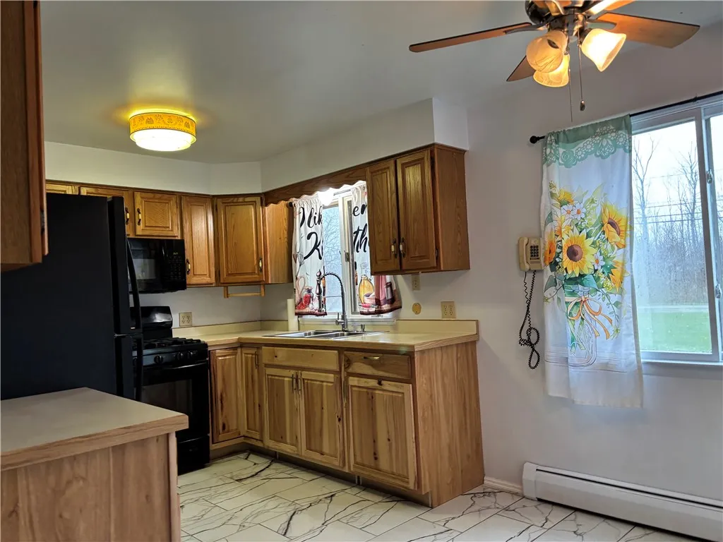 3400 Lake Road North, Clarkson, New York 14420, Clarkson, New York 14420, 3 Bedrooms Bedrooms, 4 Rooms Rooms,1 BathroomBathrooms,Residential,For Sale,3400 Lake Road North, Clarkson, New York 14420,0,R1650417