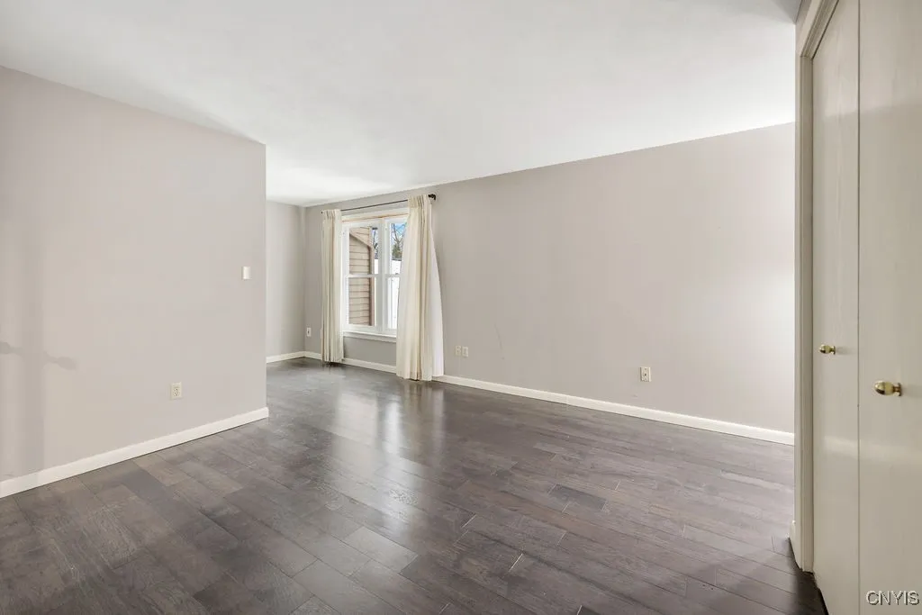 6208 Royal Birkdale, Dewitt, New York 13078, De Witt, New York 13078, 2 Bedrooms Bedrooms, 9 Rooms Rooms,3 BathroomsBathrooms,Residential,For Sale,6208 Royal Birkdale, Dewitt, New York 13078,0,S1650326