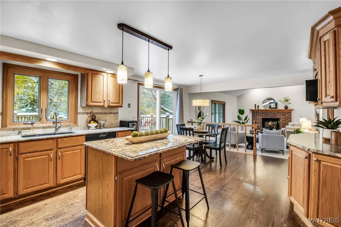 12 Arrow Trail, Lancaster, New York 14086, Lancaster, New York 14086, 4 Bedrooms Bedrooms, 10 Rooms Rooms,2 BathroomsBathrooms,Residential,For Sale,12 Arrow Trail, Lancaster, New York 14086,0,B1650367