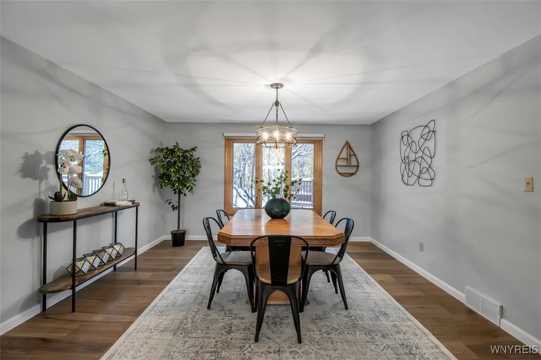 12 Arrow Trail, Lancaster, New York 14086, Lancaster, New York 14086, 4 Bedrooms Bedrooms, 10 Rooms Rooms,2 BathroomsBathrooms,Residential,For Sale,12 Arrow Trail, Lancaster, New York 14086,0,B1650367