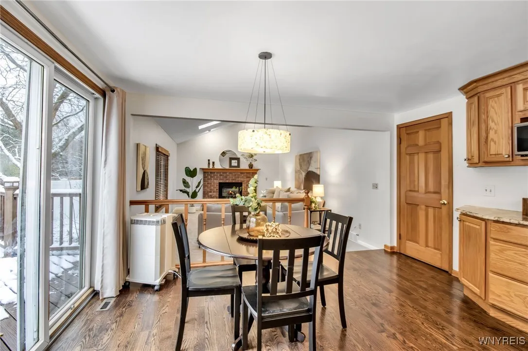 12 Arrow Trail, Lancaster, New York 14086, Lancaster, New York 14086, 4 Bedrooms Bedrooms, 10 Rooms Rooms,2 BathroomsBathrooms,Residential,For Sale,12 Arrow Trail, Lancaster, New York 14086,0,B1650367