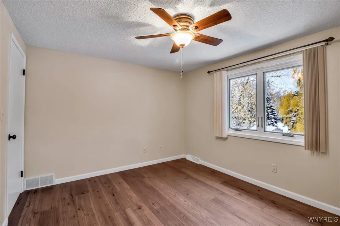 12 Arrow Trail, Lancaster, New York 14086, Lancaster, New York 14086, 4 Bedrooms Bedrooms, 10 Rooms Rooms,2 BathroomsBathrooms,Residential,For Sale,12 Arrow Trail, Lancaster, New York 14086,0,B1650367