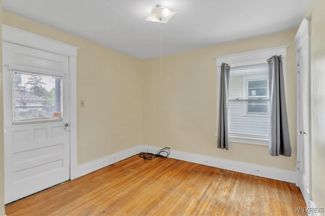 228 Highgate Avenue, Buffalo, New York 14215, Buffalo, New York 14215, 4 Bedrooms Bedrooms, 8 Rooms Rooms,2 BathroomsBathrooms,Residential,For Sale,228 Highgate Avenue, Buffalo, New York 14215,0,B1650652