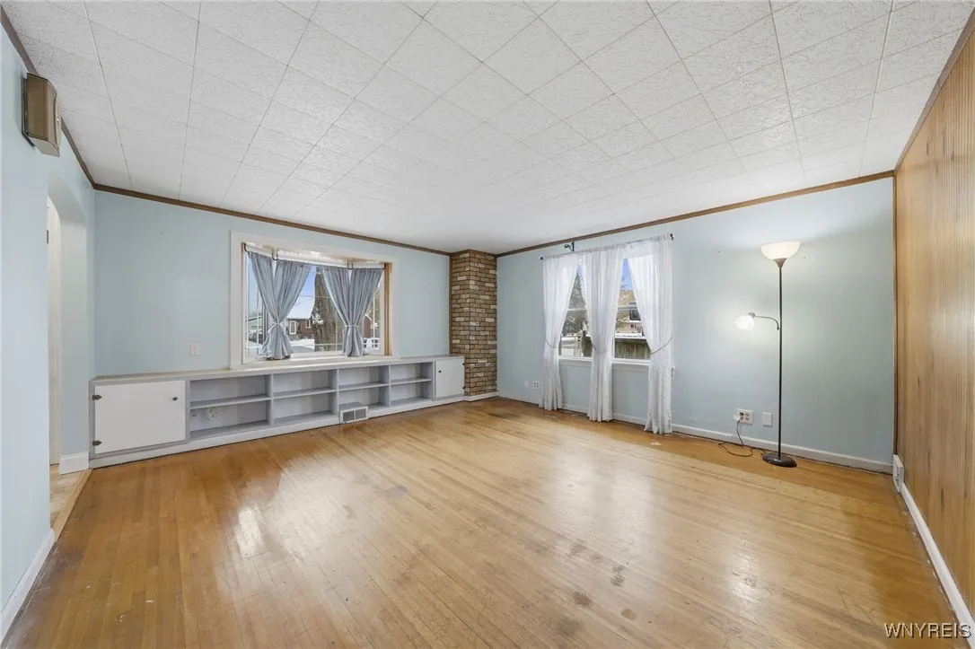 114 Westcliff Drive, West Seneca, New York 14224, West Seneca, New York 14224, 4 Bedrooms Bedrooms, 7 Rooms Rooms,2 BathroomsBathrooms,Residential,For Sale,114 Westcliff Drive, West Seneca, New York 14224,0,B1650599