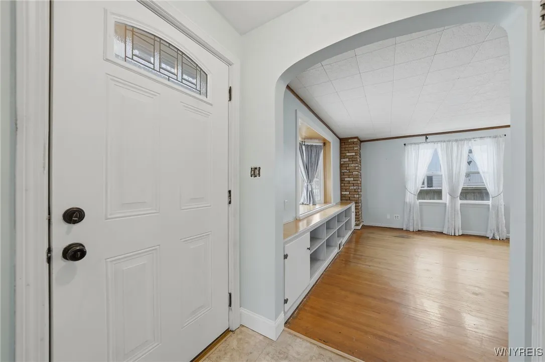 114 Westcliff Drive, West Seneca, New York 14224, West Seneca, New York 14224, 4 Bedrooms Bedrooms, 7 Rooms Rooms,2 BathroomsBathrooms,Residential,For Sale,114 Westcliff Drive, West Seneca, New York 14224,0,B1650599