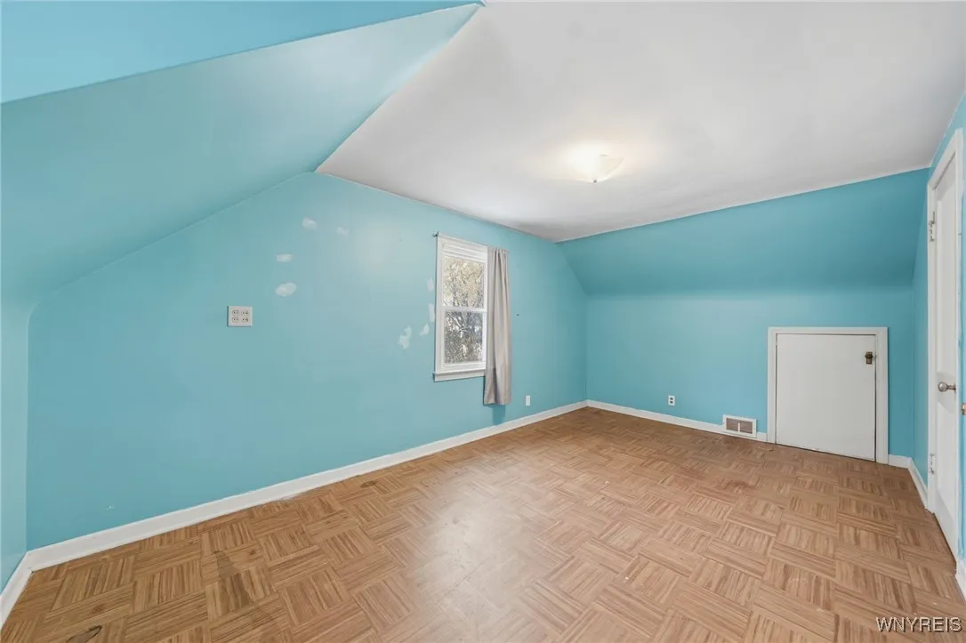 114 Westcliff Drive, West Seneca, New York 14224, West Seneca, New York 14224, 4 Bedrooms Bedrooms, 7 Rooms Rooms,2 BathroomsBathrooms,Residential,For Sale,114 Westcliff Drive, West Seneca, New York 14224,0,B1650599