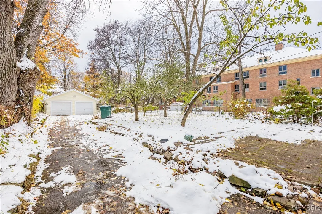 267 Flower City Park, Rochester, New York 14615, Rochester, New York 14615, 3 Bedrooms Bedrooms, 7 Rooms Rooms,1 BathroomBathrooms,Residential,For Sale,267 Flower City Park, Rochester, New York 14615,0,B1650500
