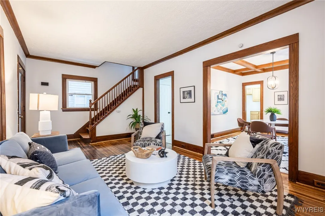 267 Flower City Park, Rochester, New York 14615, Rochester, New York 14615, 3 Bedrooms Bedrooms, 7 Rooms Rooms,1 BathroomBathrooms,Residential,For Sale,267 Flower City Park, Rochester, New York 14615,0,B1650500