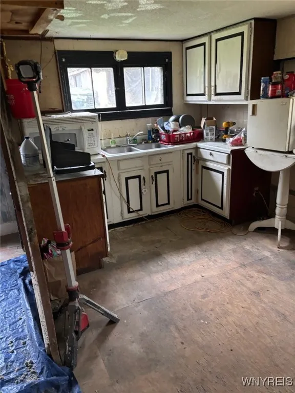 3 Maple Street, Smyrna, New York 13464, Smyrna, New York 13464, 3 Bedrooms Bedrooms, 3 Rooms Rooms,1 BathroomBathrooms,Residential,For Sale,3 Maple Street, Smyrna, New York 13464,0,B1649860