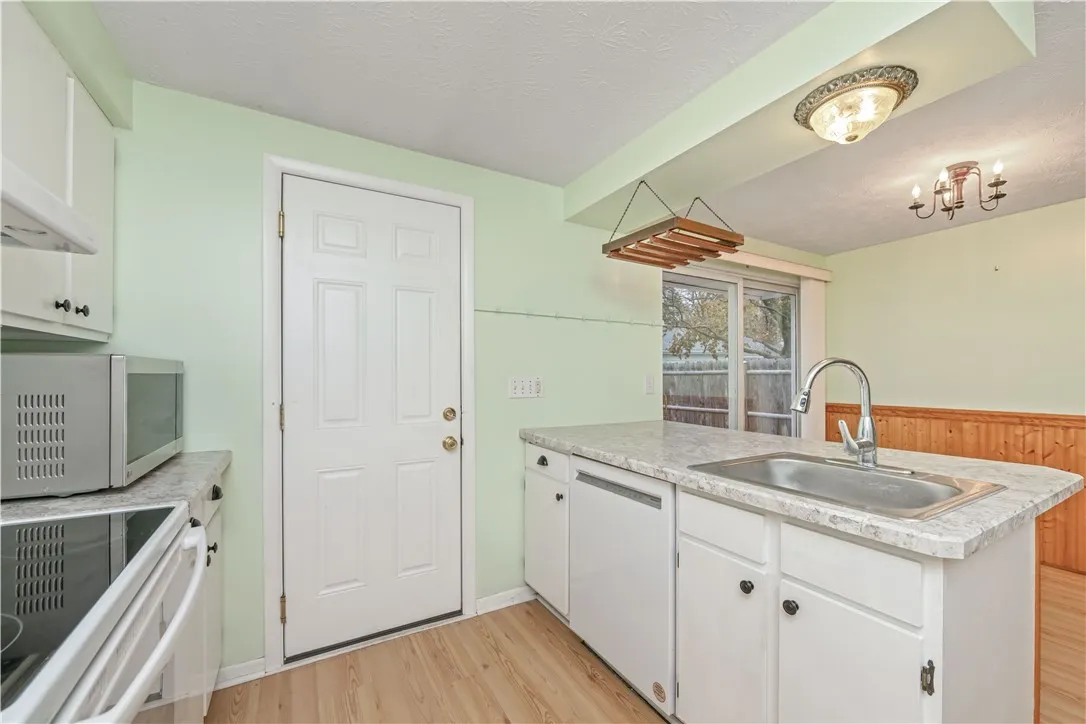 206 Greenway Boulevard, Riga, New York 14428, Riga, New York 14428, 3 Bedrooms Bedrooms, 8 Rooms Rooms,1 BathroomBathrooms,Residential,For Sale,206 Greenway Boulevard, Riga, New York 14428,0,R1650664