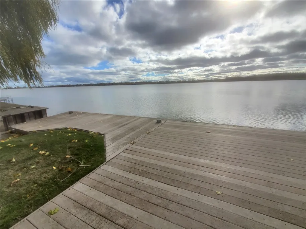 91 Shoreway Drive, Greece, New York 14612, Greece, New York 14612, 3 Bedrooms Bedrooms, 9 Rooms Rooms,2 BathroomsBathrooms,Residential,For Sale,91 Shoreway Drive, Greece, New York 14612,0,R1649982