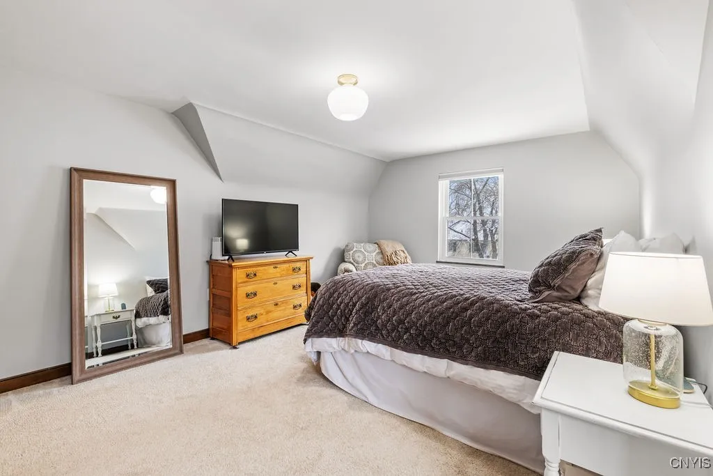 207 Lansdowne Road, Dewitt, New York 13214, De Witt, New York 13214, 3 Bedrooms Bedrooms, 8 Rooms Rooms,1 BathroomBathrooms,Residential,For Sale,207 Lansdowne Road, Dewitt, New York 13214,0,S1650475