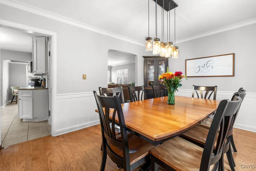 207 Lansdowne Road, Dewitt, New York 13214, De Witt, New York 13214, 3 Bedrooms Bedrooms, 8 Rooms Rooms,1 BathroomBathrooms,Residential,For Sale,207 Lansdowne Road, Dewitt, New York 13214,0,S1650475