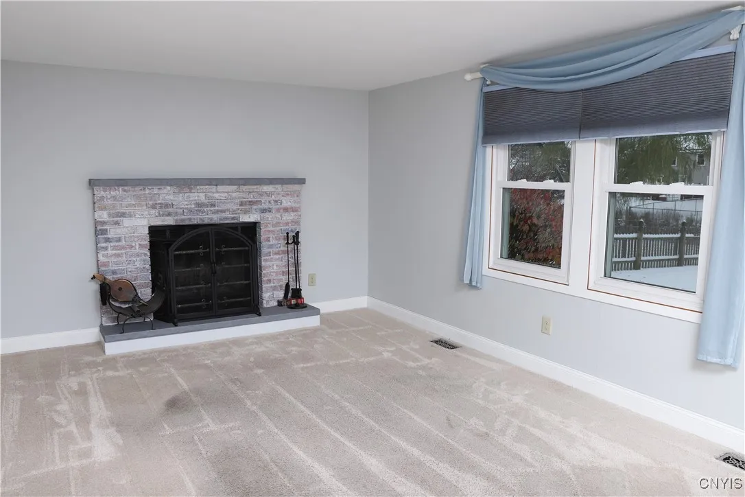 5238 Brescia, Clay, New York 13041, Clay, New York 13041, 4 Bedrooms Bedrooms, 10 Rooms Rooms,2 BathroomsBathrooms,Residential,For Sale,5238 Brescia, Clay, New York 13041,0,S1650614
