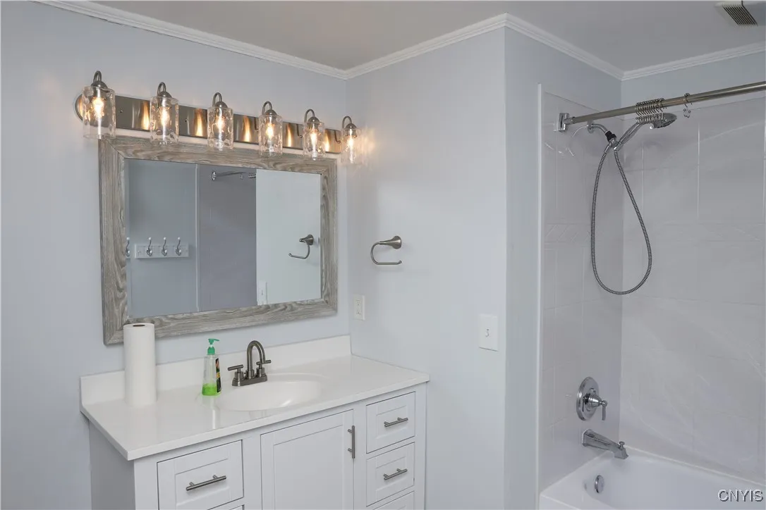 5238 Brescia, Clay, New York 13041, Clay, New York 13041, 4 Bedrooms Bedrooms, 10 Rooms Rooms,2 BathroomsBathrooms,Residential,For Sale,5238 Brescia, Clay, New York 13041,0,S1650614