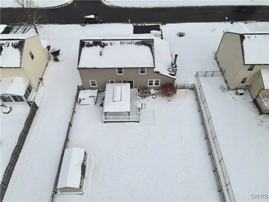 5238 Brescia, Clay, New York 13041, Clay, New York 13041, 4 Bedrooms Bedrooms, 10 Rooms Rooms,2 BathroomsBathrooms,Residential,For Sale,5238 Brescia, Clay, New York 13041,0,S1650614