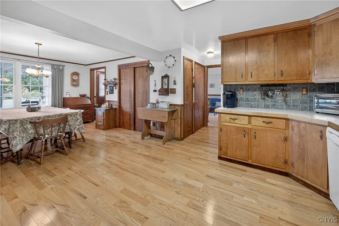 317 Barrett Lane, Sullivan, New York 13037, Sullivan, New York 13037, 4 Bedrooms Bedrooms, 10 Rooms Rooms,1 BathroomBathrooms,Residential,For Sale,317 Barrett Lane, Sullivan, New York 13037,0,S1650532