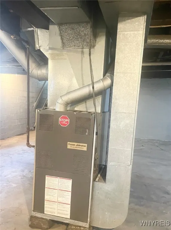 395 Dearborn Street, Buffalo, New York 14207, Buffalo, New York 14207, 4 Bedrooms Bedrooms, 8 Rooms Rooms,2 BathroomsBathrooms,Residential,For Sale,395 Dearborn Street, Buffalo, New York 14207,0,B1650678