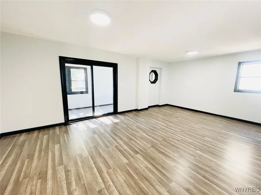 395 Dearborn Street, Buffalo, New York 14207, Buffalo, New York 14207, 4 Bedrooms Bedrooms, 8 Rooms Rooms,2 BathroomsBathrooms,Residential,For Sale,395 Dearborn Street, Buffalo, New York 14207,0,B1650678