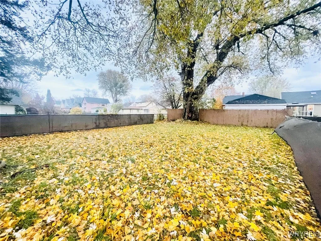 45 Unger Avenue, Buffalo, New York 14210, Buffalo, New York 14210, 3 Bedrooms Bedrooms, 6 Rooms Rooms,1 BathroomBathrooms,Residential,For Sale,45 Unger Avenue, Buffalo, New York 14210,0,B1650688