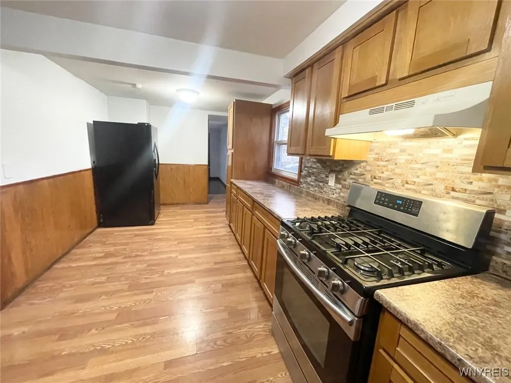 45 Unger Avenue, Buffalo, New York 14210, Buffalo, New York 14210, 3 Bedrooms Bedrooms, 6 Rooms Rooms,1 BathroomBathrooms,Residential,For Sale,45 Unger Avenue, Buffalo, New York 14210,0,B1650688