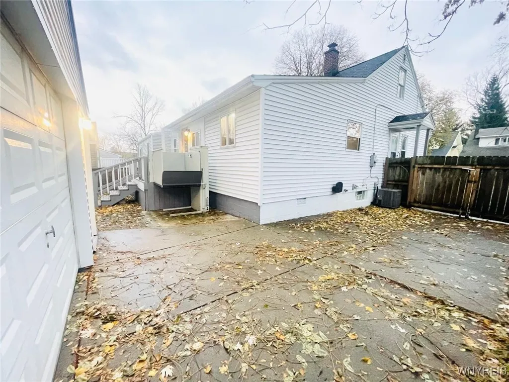 45 Unger Avenue, Buffalo, New York 14210, Buffalo, New York 14210, 3 Bedrooms Bedrooms, 6 Rooms Rooms,1 BathroomBathrooms,Residential,For Sale,45 Unger Avenue, Buffalo, New York 14210,0,B1650688